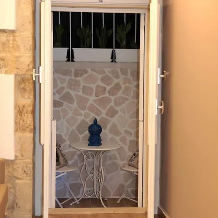 Nesh House Συρακούσες
