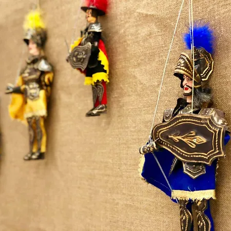 Nesh House * Syracuse